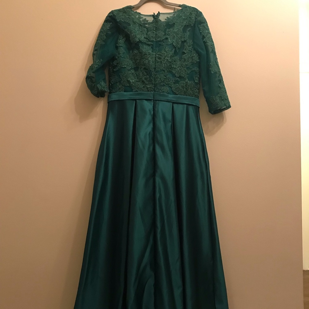 Prom Dress - Picture 2 of 3
